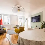 Pop Keyweek 3 Bedrooms With Terrace & Parking Center * Μπιαρίτζ