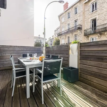 Apartmán Pop Keyweek 3 Bedrooms With Terrace & Parking Center