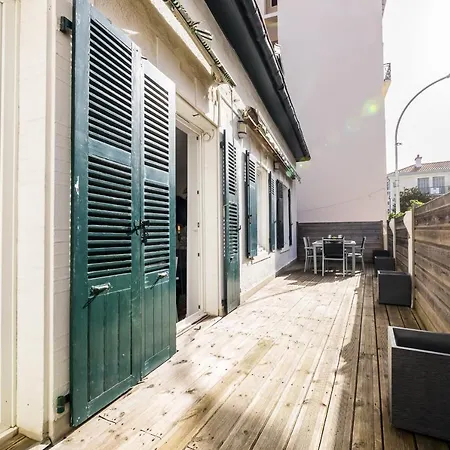 Apartmán Pop Keyweek 3 Bedrooms With Terrace & Parking Center